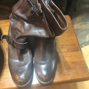 Women’s Frye boot